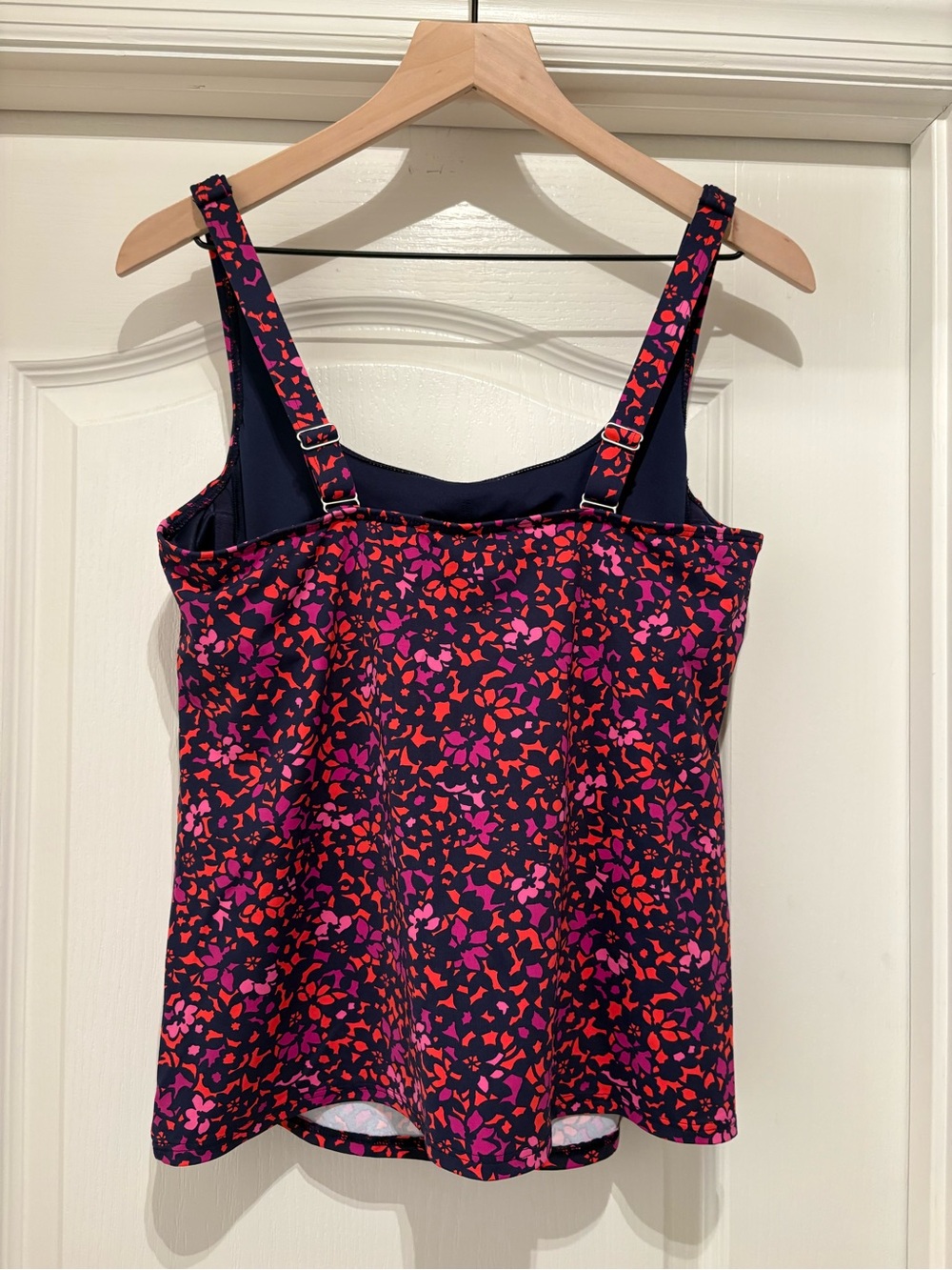 Women’s Lands' End tankini swimsuit top w/underwire support size 14DD - Picture 4 of 6